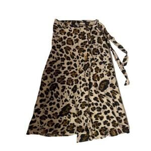 NWOT Leopard Print Wrap Skirt - Small
